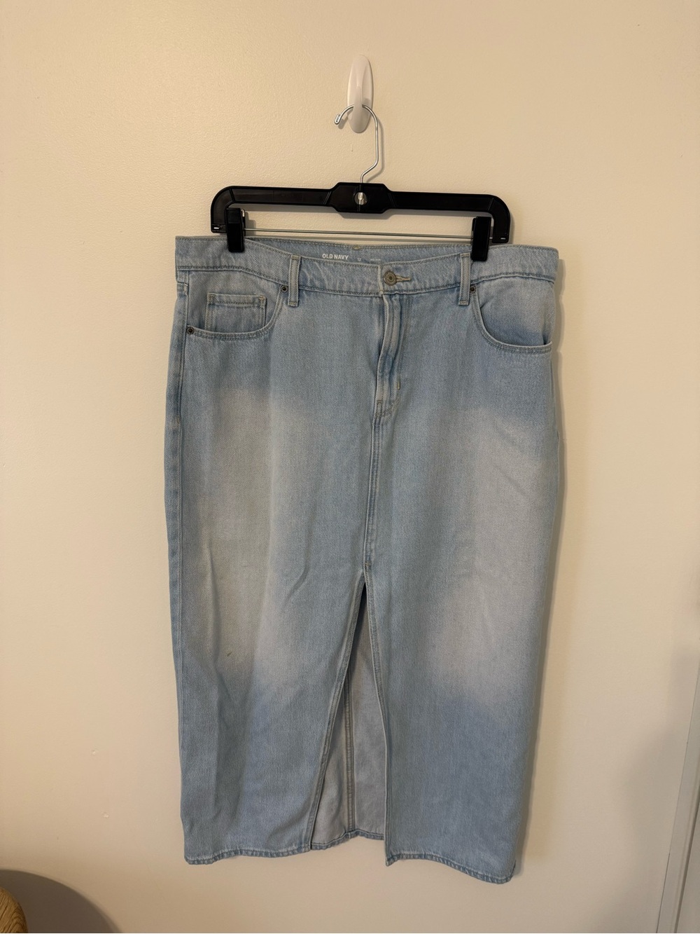 Old Navy Light Wash High-Rise Drapey Skirt size 12